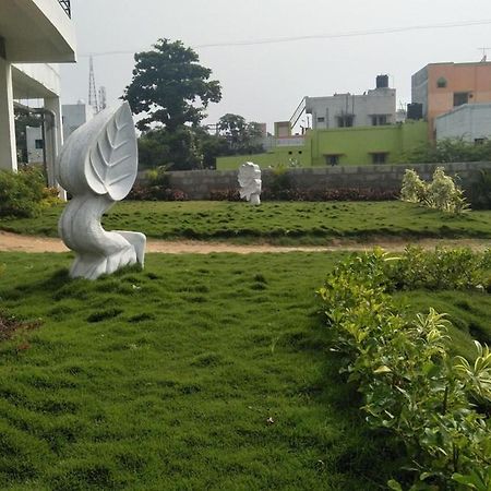 Kingsburyfiesta Hotel Vellore Exterior photo