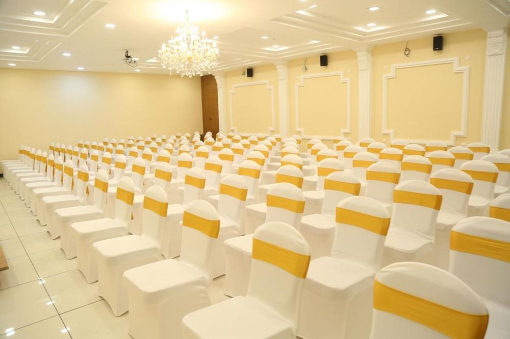 Kingsburyfiesta Hotel Vellore Exterior photo